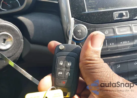 2014 Chevrolet Malibu 1Lt z USA, uszkodzony, nr VIN 1G11C5SL5EF204371